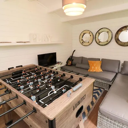 Lawnswood Nyaraló Scarborough